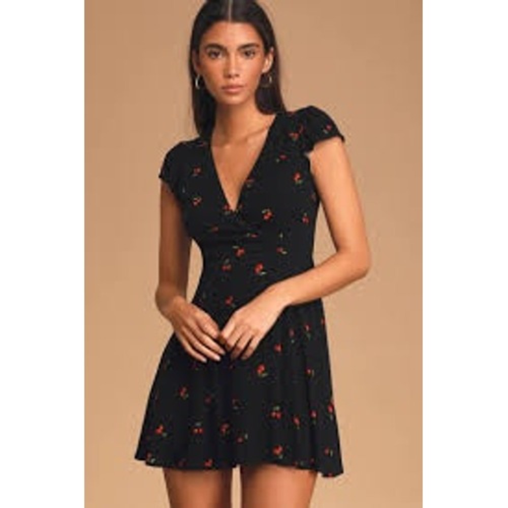 Lulus Mini Dress Women Medium Black Cherry Print Cherish You Surplice Flutter
